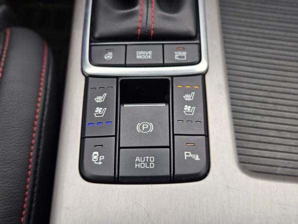 Kia Optima IV Рестайлинг с пробегом 2019 года, цена 2 297 000 рублей, 63946 км, седан, Автокод Объявления