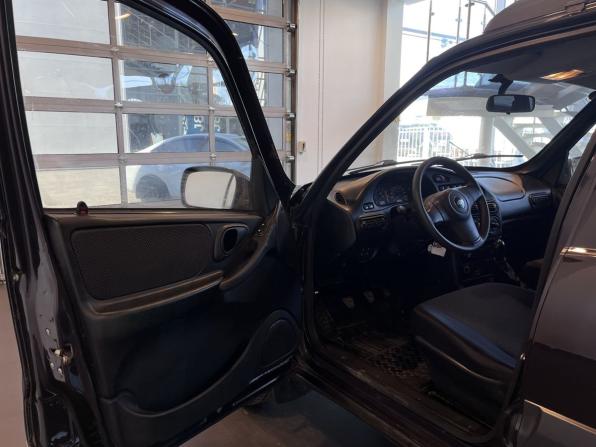 Chevrolet Niva I Рестайлинг с пробегом 2013 года, цена 455 000 рублей, 146853 км, внедорожник, Автокод Объявления