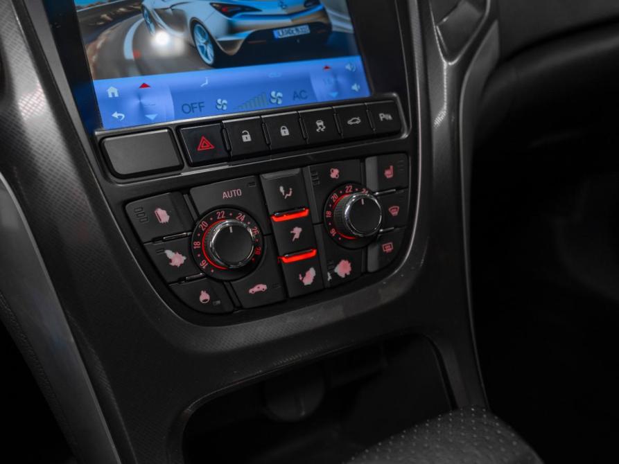 Opel Astra J Москва  - изображение 16