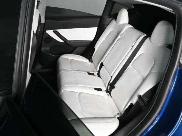 Tesla Model Y I с пробегом 2022 года, цена 4 299 000 рублей, 53068 км, внедорожник, Автокод Объявления