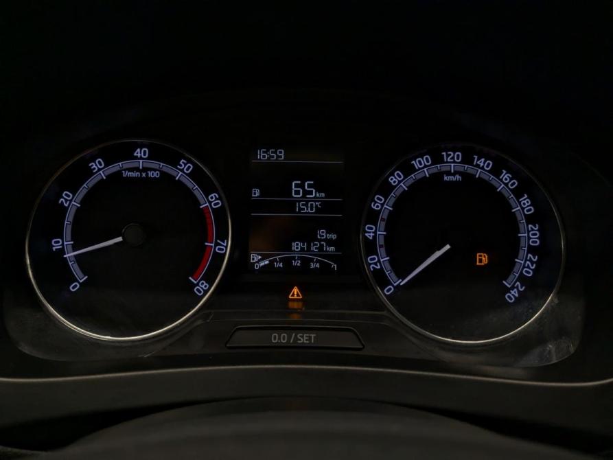Skoda Rapid I Рестайлинг Москва  - изображение 7