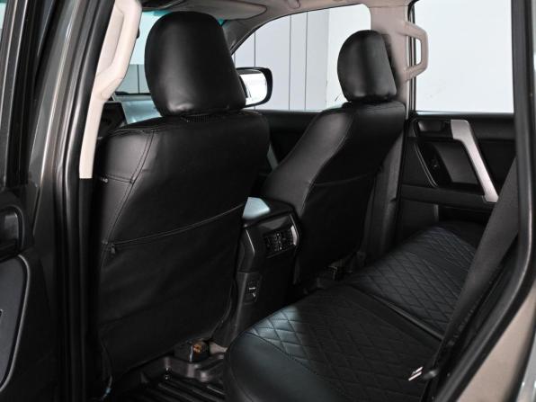 Toyota Land Cruiser Prado 150 Series Рестайлинг 1 с пробегом 2014 года, цена 3 290 000 рублей, 209325 км, внедорожник, Автокод Объявления