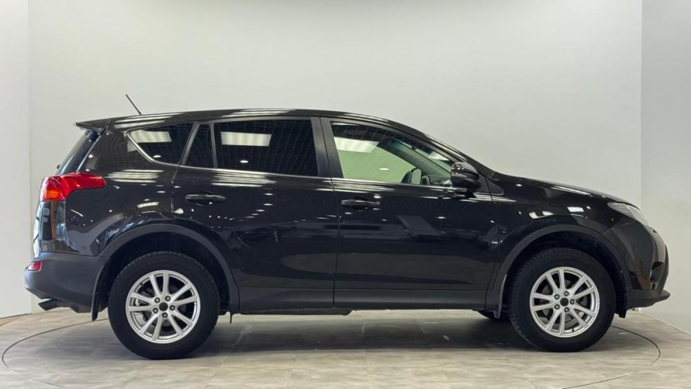 Toyota RAV4 IV (XA40) Киров  - изображение 5