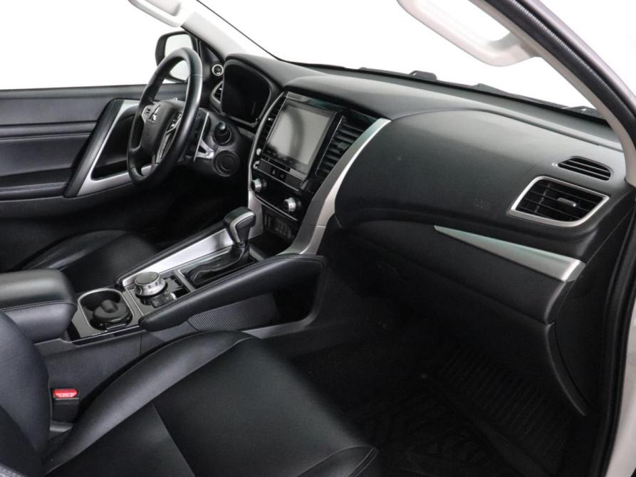 Mitsubishi Montero Sport III Рестайлинг Химки  - изображение 10