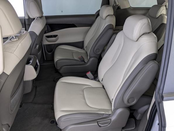 Kia Carnival IV с пробегом 2021 года, цена 3 700 000 рублей, 94550 км, минивэн, Автокод Объявления