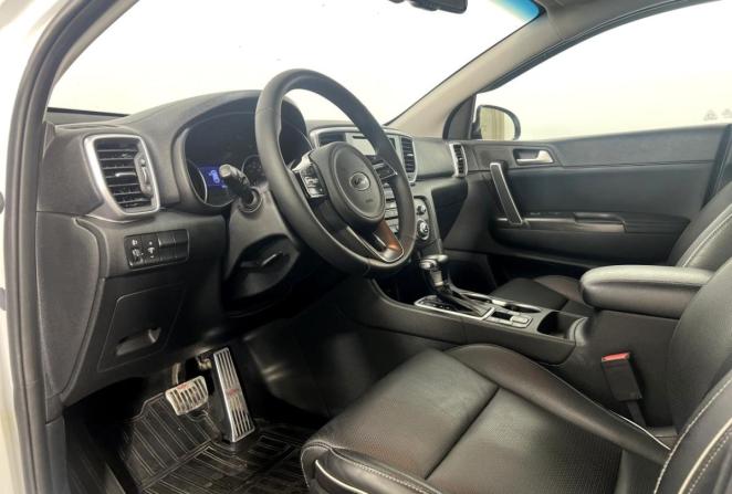 Kia Sportage IV Рестайлинг с пробегом 2018 года, цена 2 595 000 рублей, 92310 км, внедорожник, Автокод Объявления