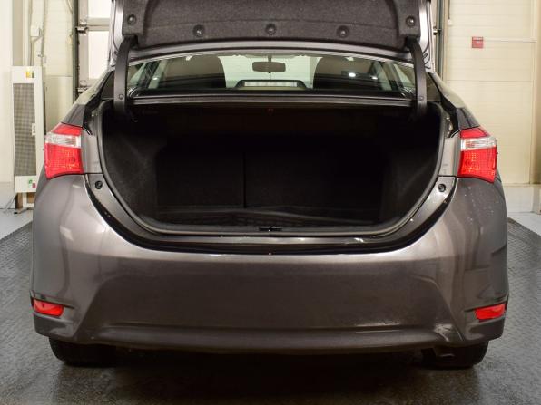 Toyota Corolla XI (E160 E170 E180) с пробегом 2013 года, цена 1 049 999 рублей, 282705 км, седан, Автокод Объявления