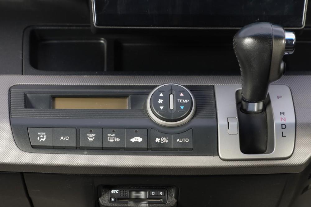 Honda Freed I Рестайлинг Новосибирск  - изображение 15