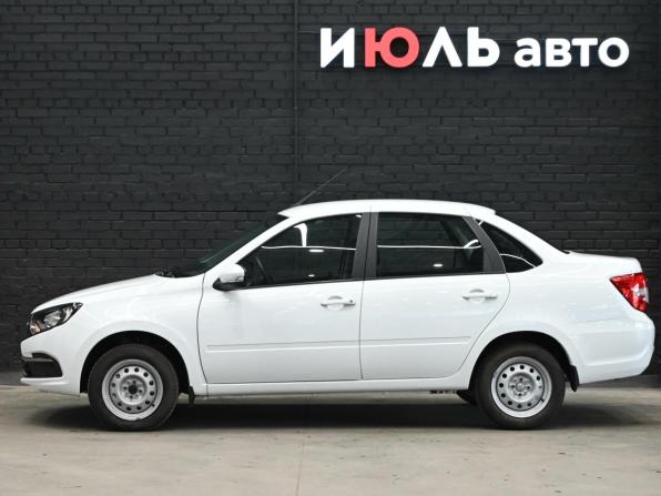 Lada (ВАЗ) Granta I Рестайлинг с пробегом 2024 года, цена 1 050 000 рублей, 5002 км, седан, Автокод Объявления
