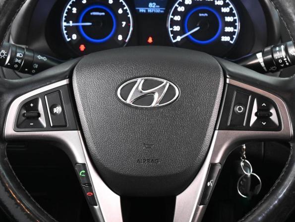 Hyundai Solaris I Рестайлинг с пробегом 2015 года, цена 959 000 рублей, 157132 км, седан, Автокод Объявления