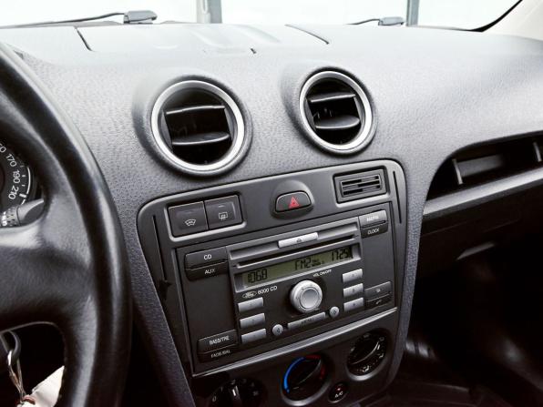 Ford Fusion I Рестайлинг с пробегом 2007 года, цена 342 111 рублей, 244664 км, хэтчбек, Автокод Объявления