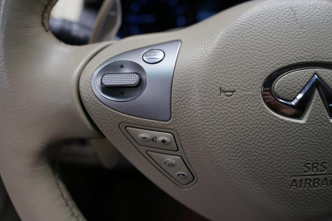 Infiniti FX II (S51) Рестайлинг с пробегом 2013 года, цена 2 155 000 рублей, 175000 км, внедорожник, Автокод Объявления