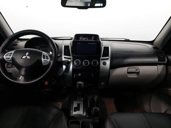 Mitsubishi Pajero Sport II Рестайлинг с пробегом 2014 года, цена 1 600 000 рублей, 201564 км, внедорожник, Автокод Объявления