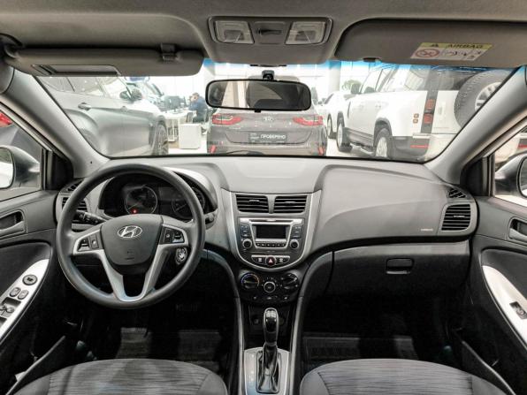 Hyundai Solaris I Рестайлинг с пробегом 2015 года, цена 1 220 000 рублей, 101090 км, седан, Автокод Объявления