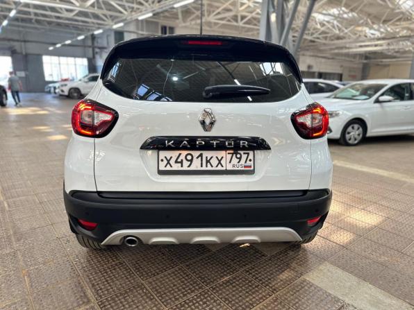Renault Kaptur I Рестайлинг с пробегом 2021 года, цена 1 350 000 рублей, 48518 км, внедорожник, Автокод Объявления