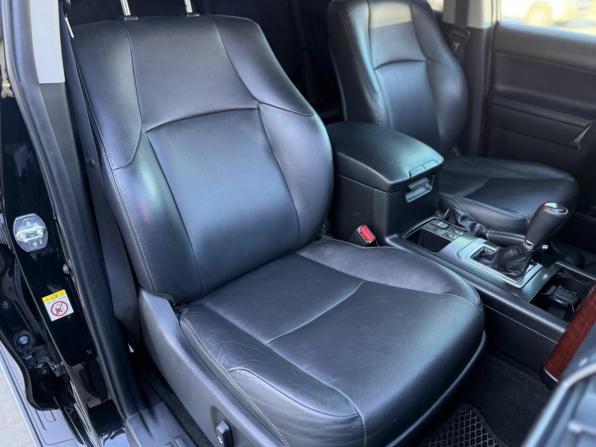 Toyota Land Cruiser Prado 150 Series Рестайлинг 1 с пробегом 2017 года, цена 4 300 000 рублей, 129000 км, внедорожник, Автокод Объявления