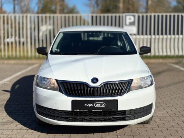 Skoda Rapid I с пробегом 2015 года, цена 903 000 рублей, 123000 км, лифтбек, Автокод Объявления