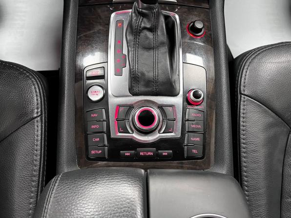 Audi Q7 I (4L) Рестайлинг с пробегом 2012 года, цена 1 945 000 рублей, 283554 км, внедорожник, Автокод Объявления