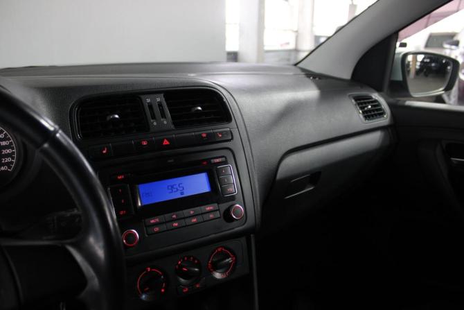 Volkswagen Polo V с пробегом 2012 года, цена 749 000 рублей, 273000 км, седан, Автокод Объявления