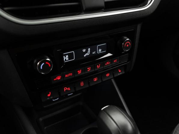 Volkswagen Polo VI с пробегом 2022 года, цена 2 030 000 рублей, 31861 км, лифтбек, Автокод Объявления