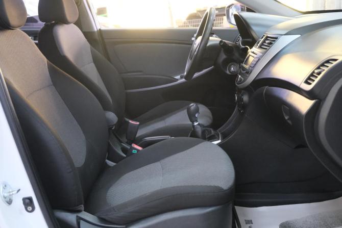 Hyundai Solaris I с пробегом 2013 года, цена 849 000 рублей, 165000 км, седан, Автокод Объявления