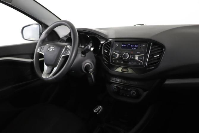 Lada (ВАЗ) Vesta I с пробегом 2018 года, цена 919 990 рублей, 70898 км, седан, Автокод Объявления
