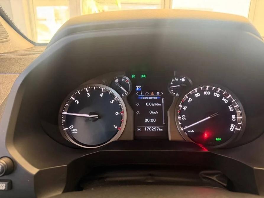 Toyota Land Cruiser Prado 150 Series Рестайлинг 2 Челябинск  - изображение 10