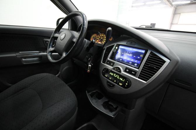 Kia Carens I (RS) Рестайлинг с пробегом 2006 года, цена 700 000 рублей, 159000 км, минивэн, Автокод Объявления