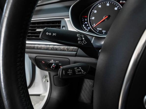 Audi A6 IV (C7) Рестайлинг с пробегом 2018 года, цена 2 497 000 рублей, 131093 км, седан, Автокод Объявления