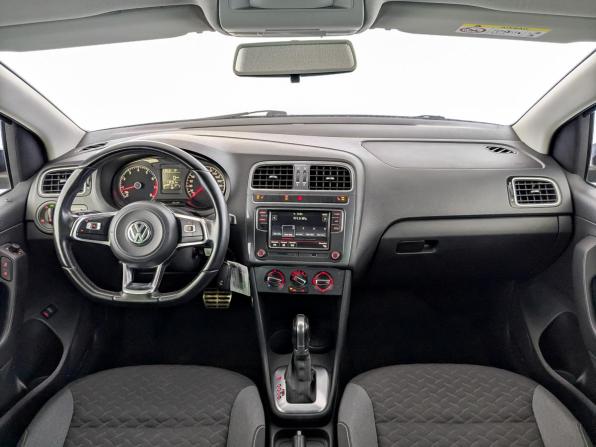 Volkswagen Polo V Рестайлинг с пробегом 2018 года, цена 1 155 000 рублей, 112449 км, седан, Автокод Объявления