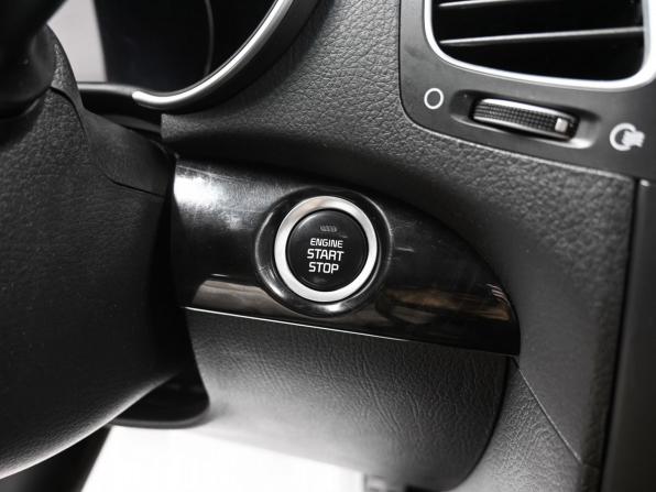Kia Sorento II Рестайлинг с пробегом 2014 года, цена 1 795 000 рублей, 240250 км, внедорожник, Автокод Объявления