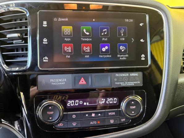 Mitsubishi Outlander III Рестайлинг 3 с пробегом 2018 года, цена 2 190 000 рублей, 175000 км, внедорожник, Автокод Объявления
