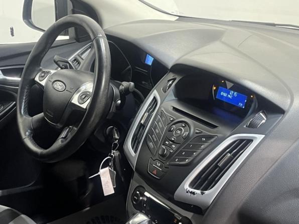 Ford Focus III с пробегом 2012 года, цена 750 000 рублей, 220545 км, седан, Автокод Объявления