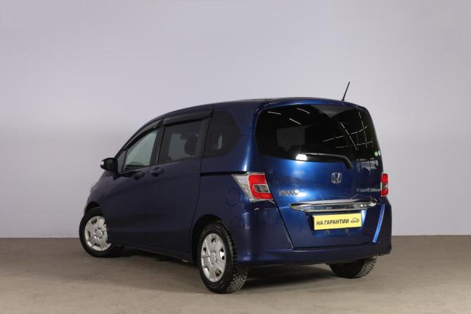 Honda Freed I Рестайлинг 2 с пробегом 2014 года, цена 1 299 000 рублей, 170000 км, компактвэн, Автокод Объявления