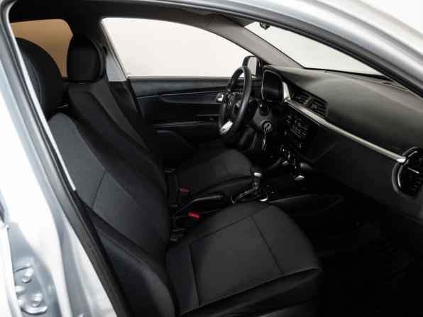 Kia Rio IV Рестайлинг с пробегом 2021 года, цена 1 740 000 рублей, 75000 км, седан, Автокод Объявления