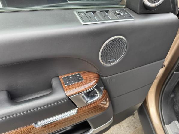 Land Rover Range Rover IV с пробегом 2017 года, цена 5 750 000 рублей, 129076 км, внедорожник, Автокод Объявления
