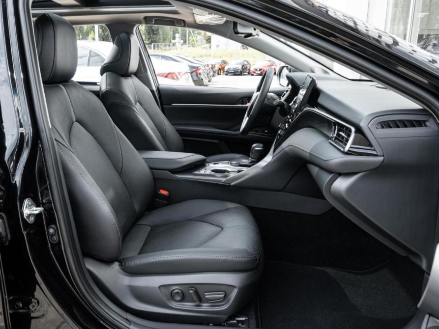 Toyota Camry VIII (XV70) Рестайлинг Ставрополь  - изображение 8