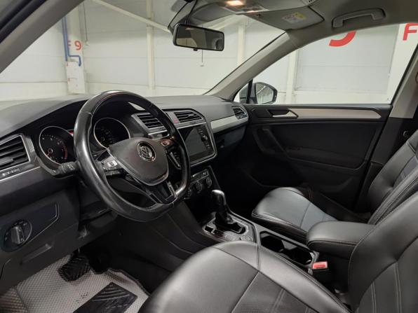 Volkswagen Tiguan II с пробегом 2019 года, цена 2 432 000 рублей, 139609 км, внедорожник, Автокод Объявления
