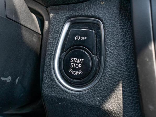 BMW 3 серии VI (F3x) с пробегом 2013 года, цена 2 099 000 рублей, 108724 км, седан, Автокод Объявления