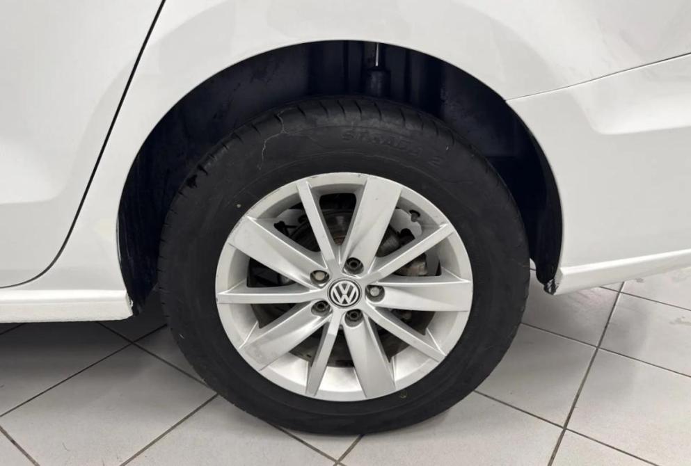 Volkswagen Polo V Рестайлинг Астрахань  - изображение 11