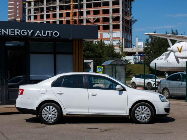Volkswagen Jetta V с пробегом 2010 года, цена 689 000 рублей, 239954 км, седан, Автокод Объявления