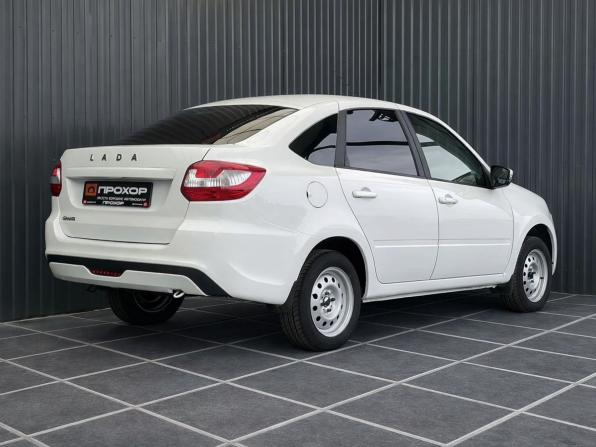Lada (ВАЗ) Granta I Рестайлинг с пробегом 2026 года, цена 997 000 рублей, 409 км, лифтбек, Автокод Объявления