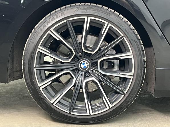 BMW 7 серии VI (G11/G12) Рестайлинг с пробегом 2022 года, цена 7 400 000 рублей, 52972 км, седан, Автокод Объявления