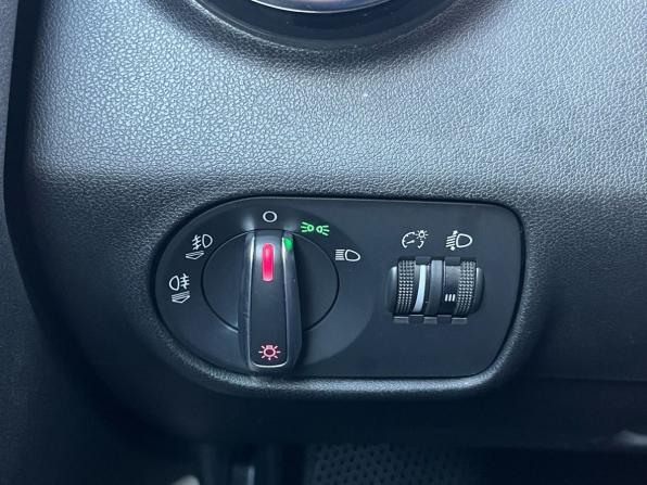 Audi A1 I (8X) с пробегом 2011 года, цена 690 000 рублей, 357766 км, хэтчбек, Автокод Объявления
