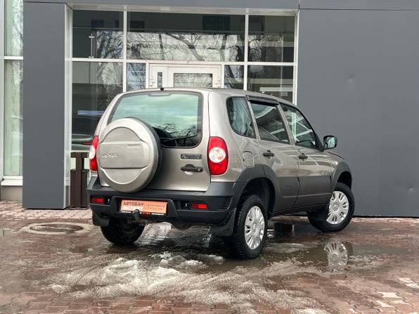Chevrolet Niva I Рестайлинг с пробегом 2019 года, цена 719 000 рублей, 115000 км, внедорожник, Автокод Объявления