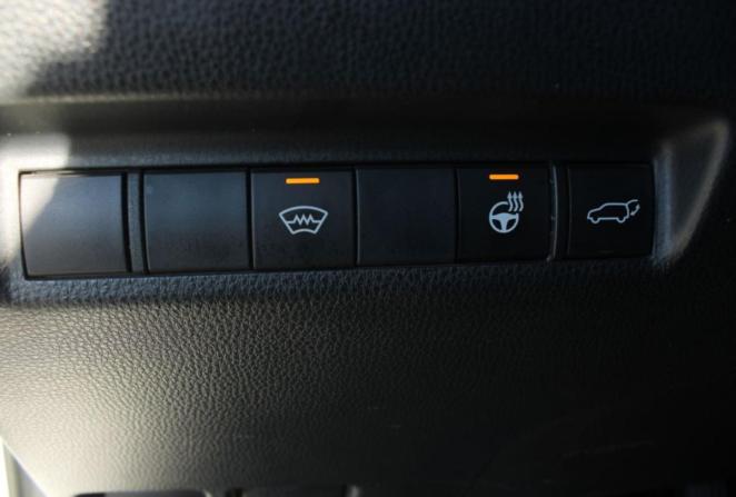 Toyota RAV4 IV (XA40) Рестайлинг с пробегом 2019 года, цена 2 590 000 рублей, 192553 км, внедорожник, Автокод Объявления