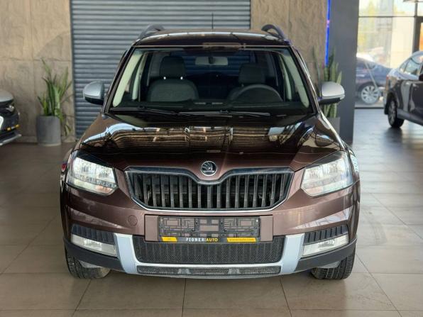 Skoda Yeti I Рестайлинг с пробегом 2014 года, цена 1 320 000 рублей, 140455 км, внедорожник, Автокод Объявления