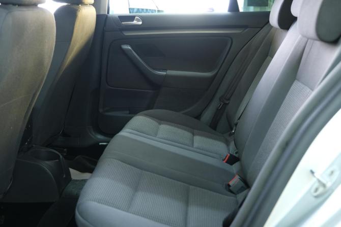 Volkswagen Jetta V с пробегом 2006 года, цена 599 000 рублей, 320000 км, седан, Автокод Объявления