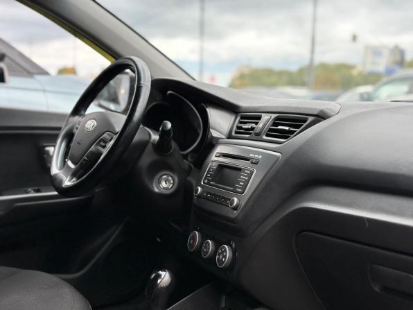 Kia Rio III Рестайлинг с пробегом 2015 года, цена 1 125 000 рублей, 104519 км, седан, Автокод Объявления