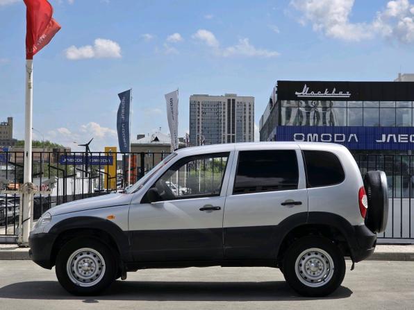 Chevrolet Niva I Рестайлинг с пробегом 2009 года, цена 415 000 рублей, 138920 км, внедорожник, Автокод Объявления